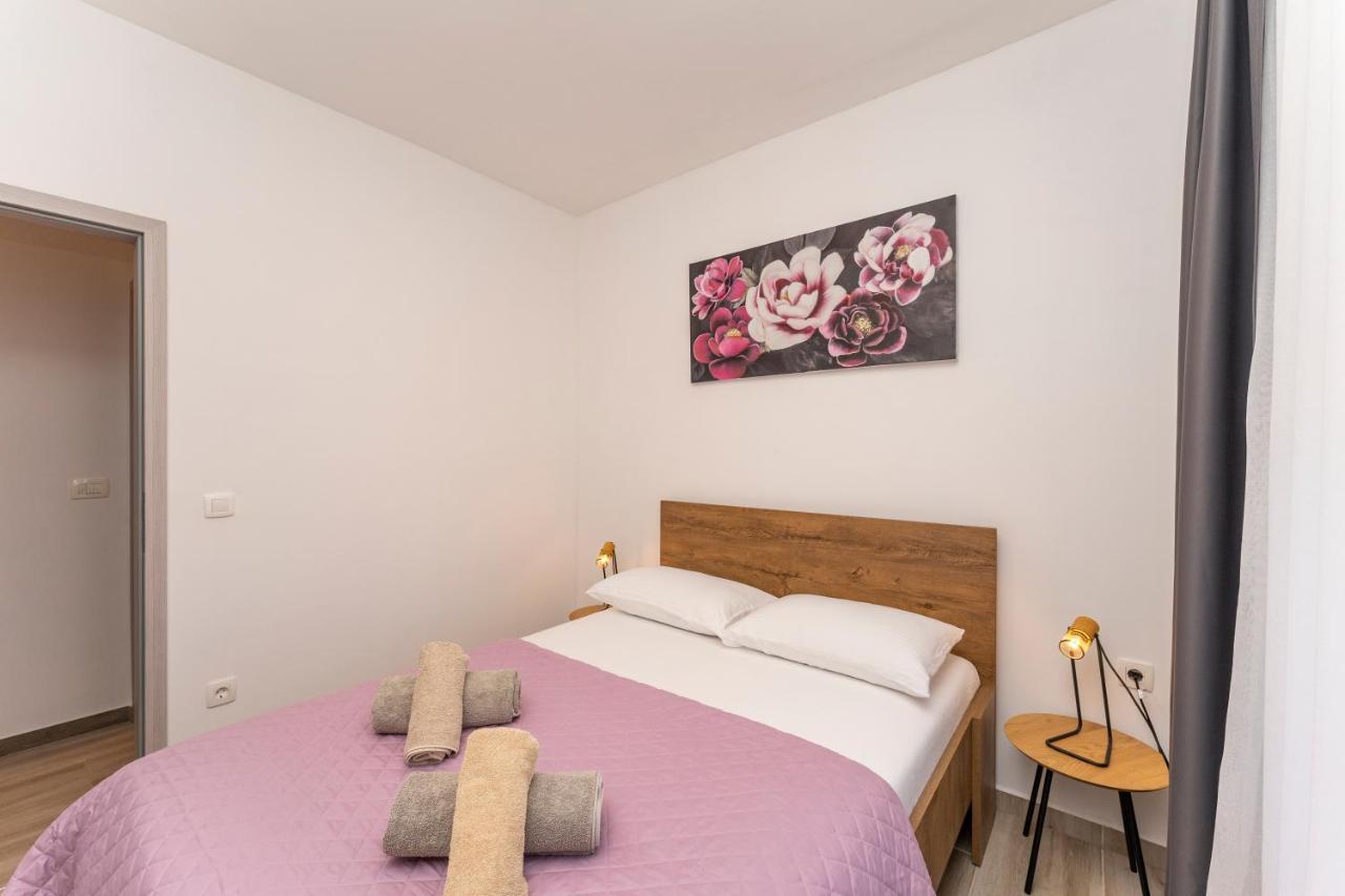 Apartmani Dmarie 普利拉卡 外观 照片